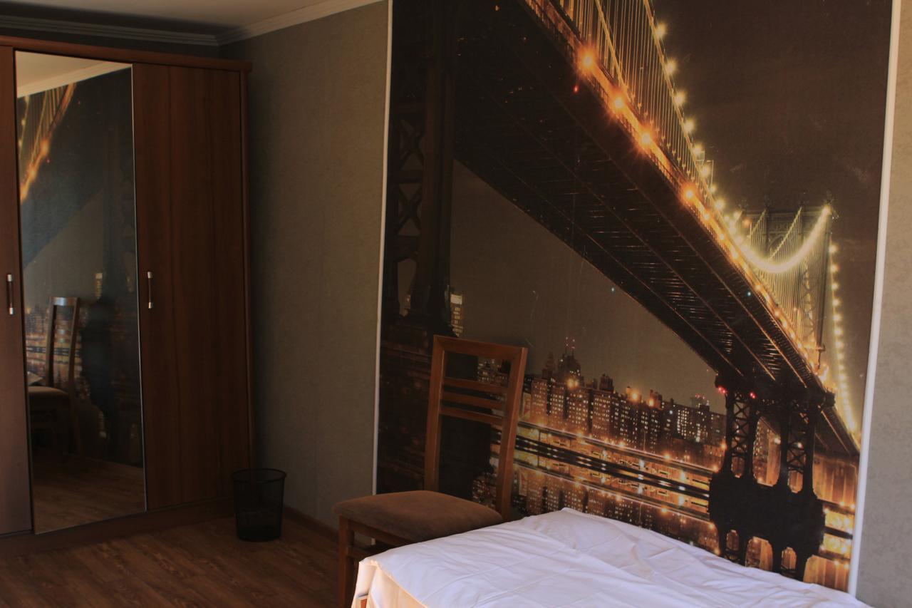 Holiday Hostel House บิชเคก ภายนอก รูปภาพ